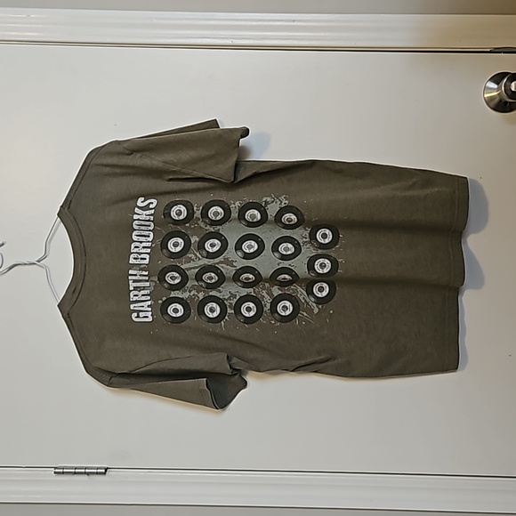 Garth Brooks Tour Tee and Hat Bundle - Picture 3 of 11